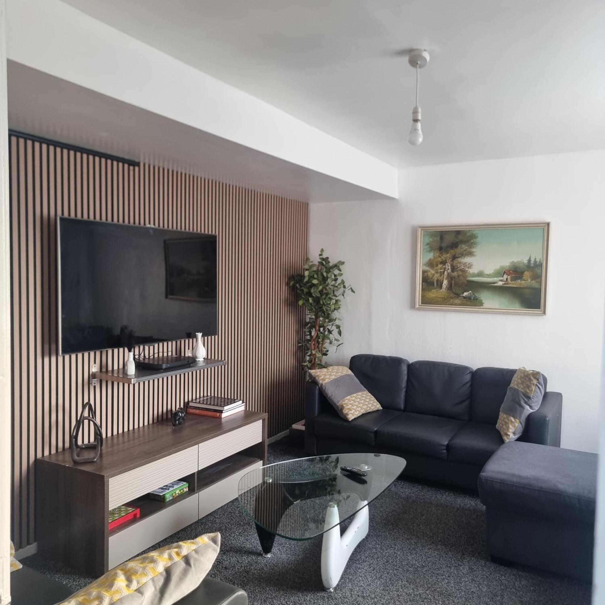 Spacious House In Central Манчестер Экстерьер фото
